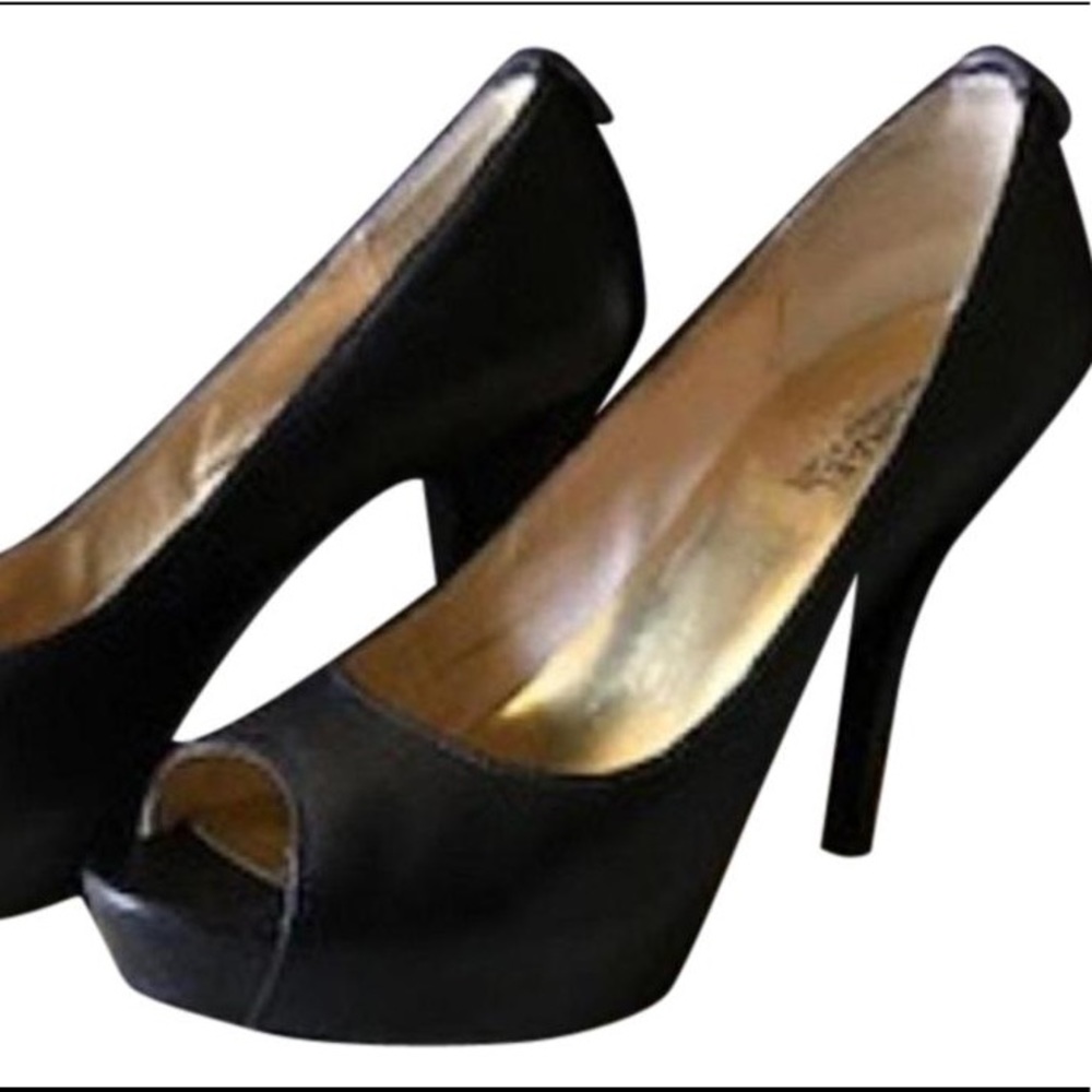 Michael Kors Miami Heels